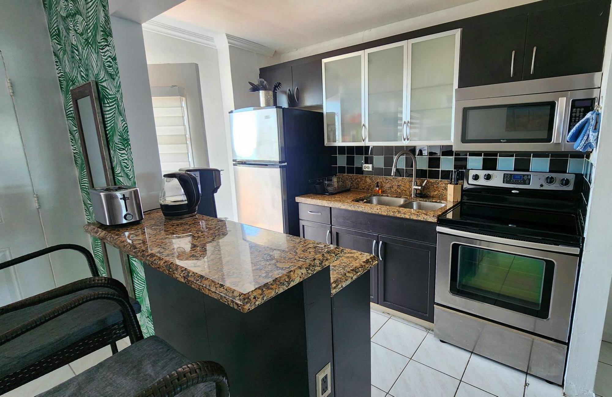 Bayfront Apartment Breathtaking Views- One Bedroom W Balcony- Living Room -Free Parking Miami Beach Exterior photo
